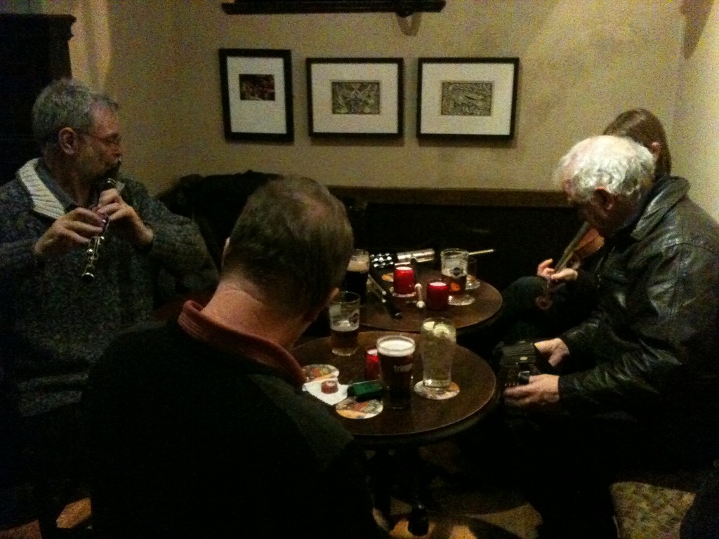 Session in Sandy Bell's, Edinburgh
